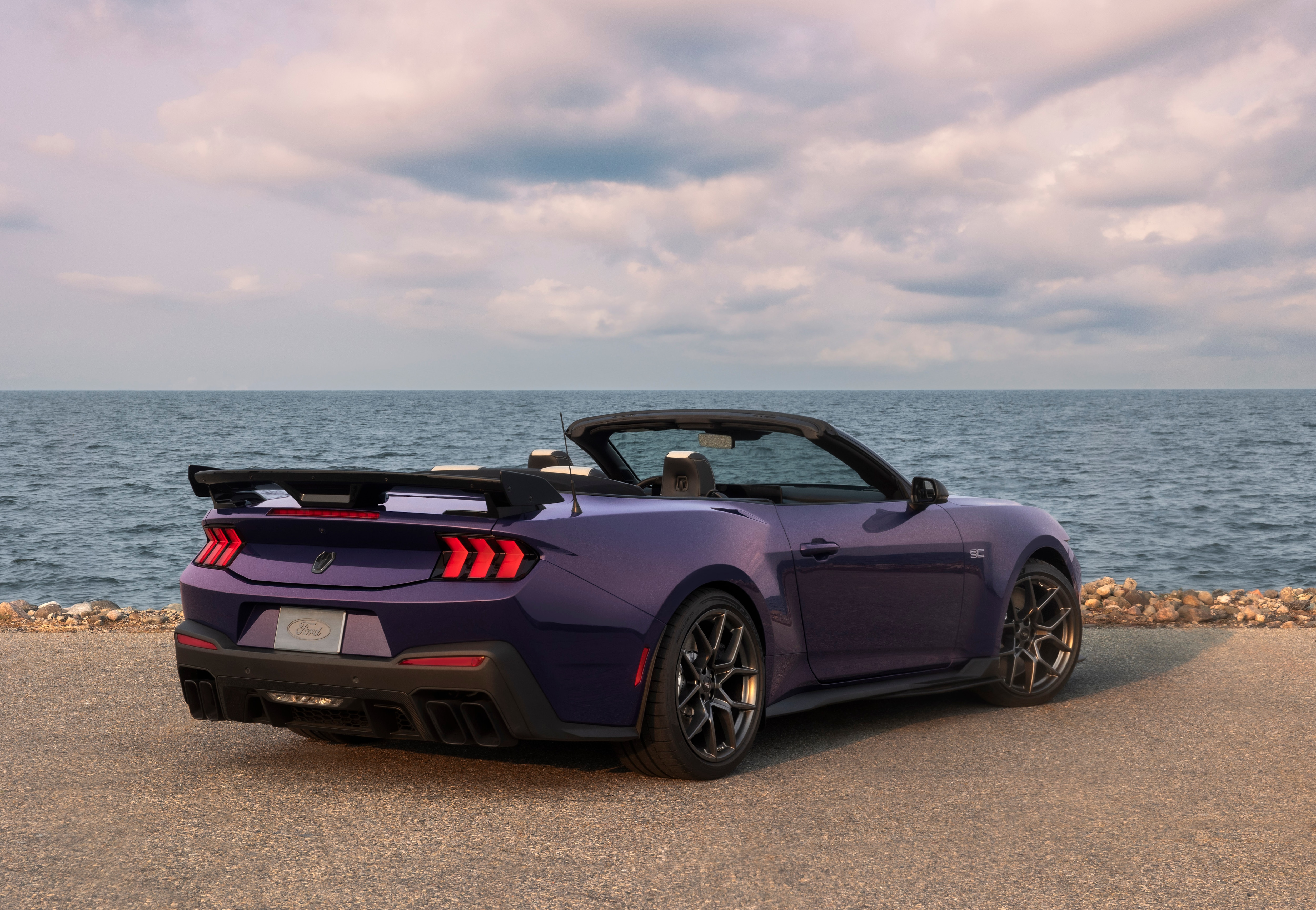 Ford Racing introduces the new Mustang® Dark Horse® SC convertible — the first new high-performance Mustang convertible since 2013 and the most powerful open-air Mustang ever. Orders open this fall, with cars arriving in dealer showrooms in spring 2027.